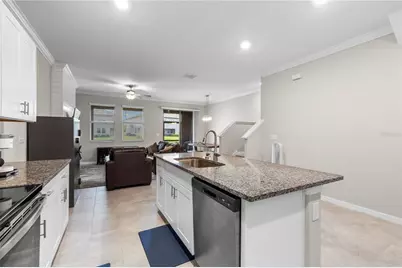 31940 Blue Passing Loop, Wesley Chapel, FL 33545 - Photo 12