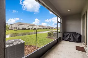31940 Blue Passing Loop, Wesley Chapel, FL 33545 - Photo 36