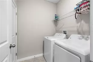 31940 Blue Passing Loop, Wesley Chapel, FL 33545 - Photo 34