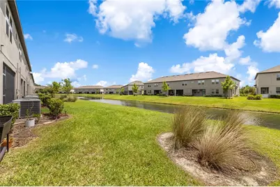 31940 Blue Passing Loop, Wesley Chapel, FL 33545 - Photo 40