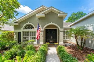 15211 Merlinglen Pl, Lithia, FL 33547 - Photo 4