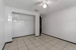 12419 Hidden Brook Dr, Tampa, FL 33624 - Photo 20
