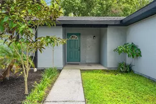 12419 Hidden Brook Dr, Tampa, FL 33624 - Photo 4
