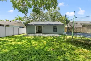 12419 Hidden Brook Dr, Tampa, FL 33624 - Photo 28