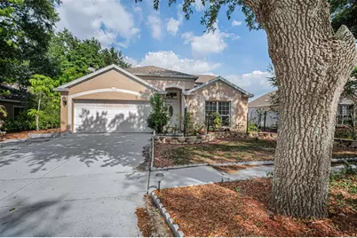 1721 Hunter Lane, Tarpon Springs, FL 34689 - Photo 4