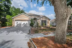 1721 Hunter Ln, Tarpon Springs, FL 34689 - Photo 4