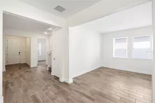 11641 Sweet Tangerine Ln, Tampa, FL 33626 - Photo 6