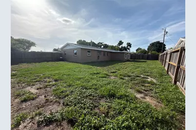 8201 120th Street, Seminole, FL 33772 - Photo 18