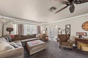 13720 94th Ave, Seminole, FL 33776 - Photo 4