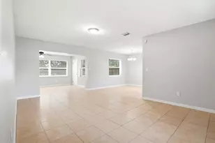 301 Terrace Dr E, Clearwater, FL 33765 - Photo 6