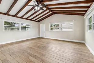 2120 W Clifton St, Tampa, FL 33603 - Photo 10
