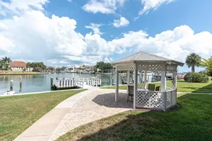 719 Pinellas Bayway S, Tierra Verde, FL 33715 - Photo 44