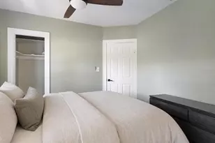 2521 4th St S, Saint Petersburg, FL 33705 - Photo 10