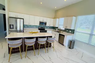 35609 Welby Ct, Zephyrhills, FL 33541 - Photo 6