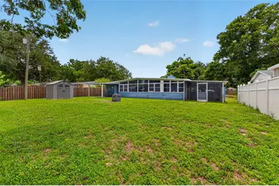6819 Meadowlawn Drive N, Saint Petersburg, FL 33702 - Photo 26