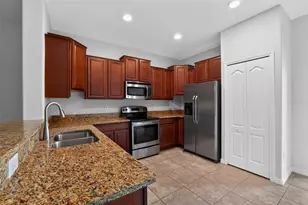 2224 Golden Falcon Dr, Ruskin, FL 33570 - Photo 12