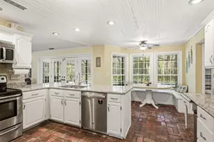 1125 Spanish Oaks Dr W, Palm Harbor, FL 34683 - Photo 22