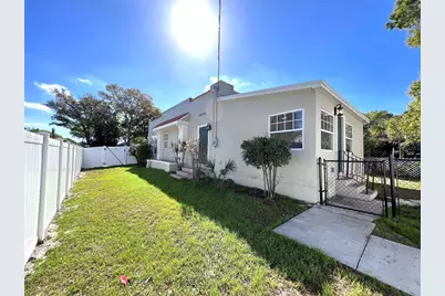 1240 15th Street N, Saint Petersburg, FL 33705 - Photo 30