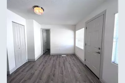 1240 15th Street N, Saint Petersburg, FL 33705 - Photo 24