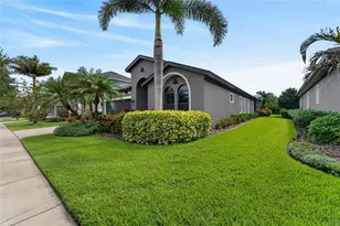 7020 Old Benton Dr, Apollo Beach, FL 33572 - Photo 4