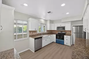 2239 Duncan Dr, Belleair Bluffs, FL 33770 - Photo 10