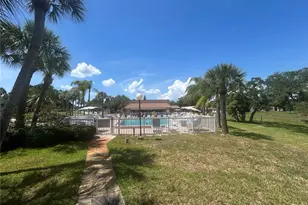1351 Mission Cir, Clearwater, FL 33759 - Photo 22