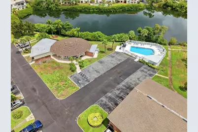 4570 Overlook Drive NE #284, Saint Petersburg, FL 33703 - Photo 16