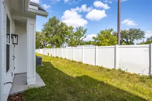 3813 Banner Run Pl, Tampa, FL 33614 - Photo 14