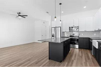 3813 Banner Run Place, Tampa, FL 33614 - Photo 4