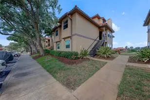 2400 Feather Sound Dr, Clearwater, FL 33762 - Photo 2