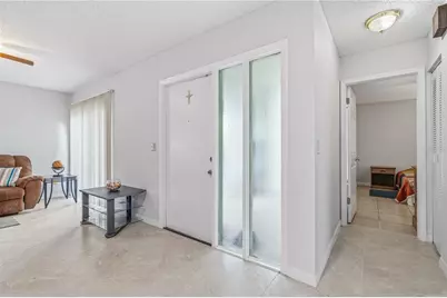 10307 Pennytree Place, Tampa, FL 33624 - Photo 2