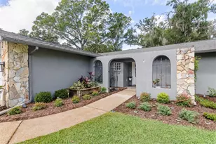3745 Thornbush Ln, New Port Richey, FL 34655 - Photo 6
