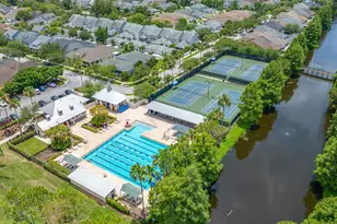 10409 Crimson Park Ln, Tampa, FL 33626 - Photo 78