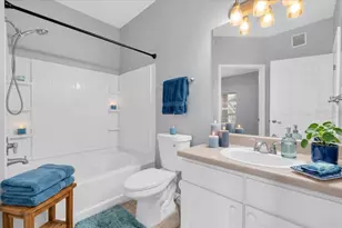10764 70th Ave, Seminole, FL 33772 - Photo 14