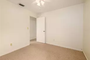 1407 Wakefield Dr, Brandon, FL 33511 - Photo 18