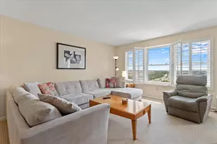 5220 Brittany Dr S, Saint Petersburg, FL 33715 - Photo 14