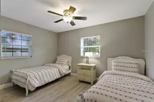 2911 E 97th Ave, Tampa, FL 33612 - Photo 8