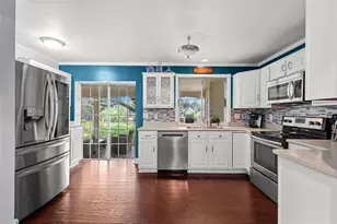 13770 Marseilles Ct, Clearwater, FL 33762 - Photo 8