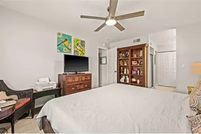 476 Santa Cruz Place NE #C, Saint Petersburg, FL 33703 - Photo 24