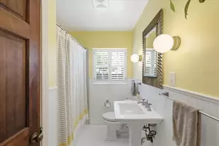 2411 Covina Way S, Saint Petersburg, FL 33712 - Photo 16