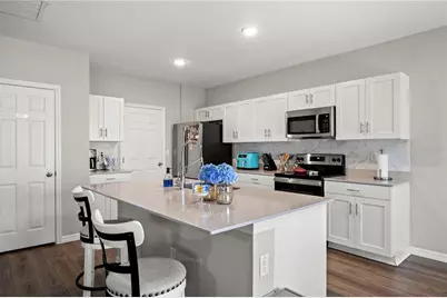 7580 Freesia Trace, Wesley Chapel, FL 33545 - Photo 6