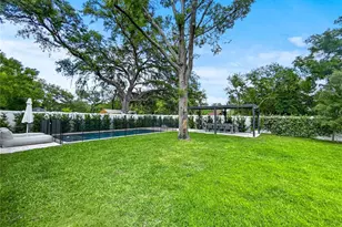 12207 Marjory Ave, Tampa, FL 33612 - Photo 62