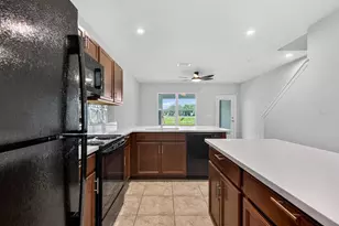 3048 Victoria Inlet Dr, Holiday, FL 34691 - Photo 10