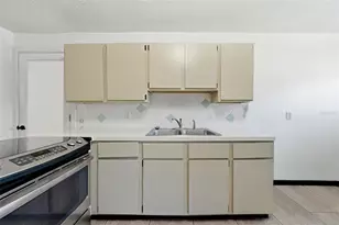 3133 Bay Ln, Clearwater, FL 33759 - Photo 22