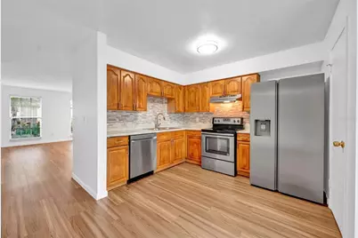 13915 Fletchers Mill Drive, Tampa, FL 33613 - Photo 10