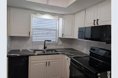 5870 38th Avenue N #40, Saint Petersburg, FL 33710 - Photo 6