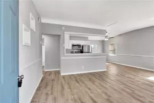 [Address not provided], Saint Petersburg, FL 33703 - Photo 4