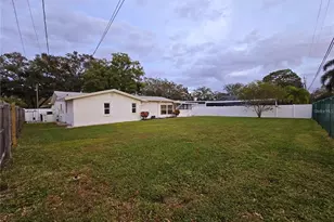 1028 Chinaberry Rd, Clearwater, FL 33764 - Photo 30