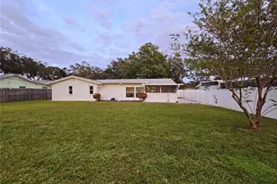 1028 Chinaberry Rd, Clearwater, FL 33764 - Photo 32