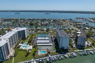 660 Island Way, Clearwater Beach, FL 33767 - Photo 38